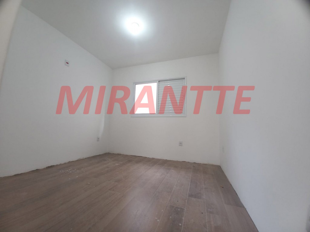 Sobrado de 76m² com 3 quartos em Vila Ester