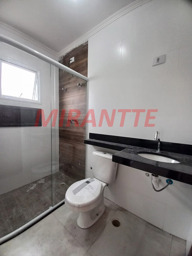 Sobrado de 76m² com 3 quartos em Vila Ester