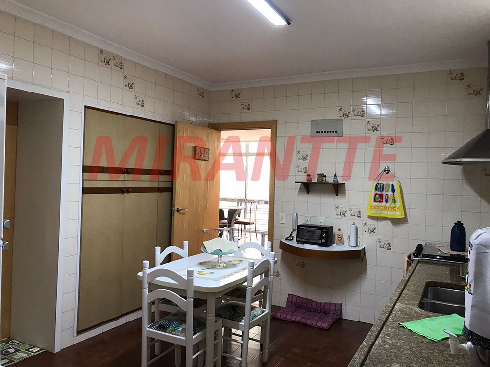 Apartamento de 260m² com 4 quartos em Santa Cecilia