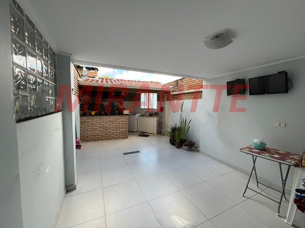 Sobrado de 94m² com 3 quartos em Vila Nova Mazzei