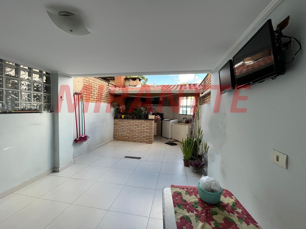 Sobrado de 94m² com 3 quartos em Vila Nova Mazzei