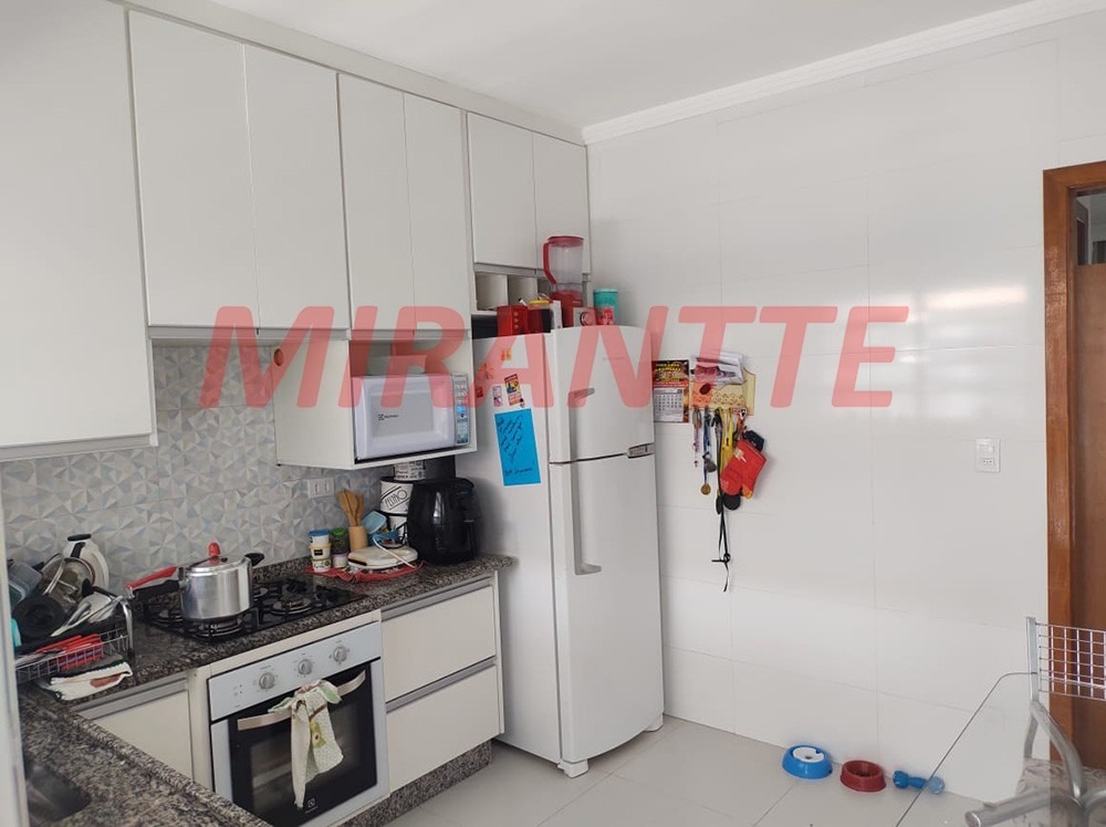 Sobrado de 94m² com 3 quartos em Vila Nova Mazzei