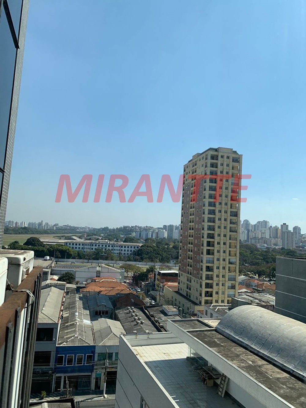 Comercial de 100m² em Santana