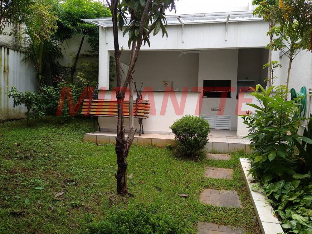 Comercial de 780m² em Água Branca