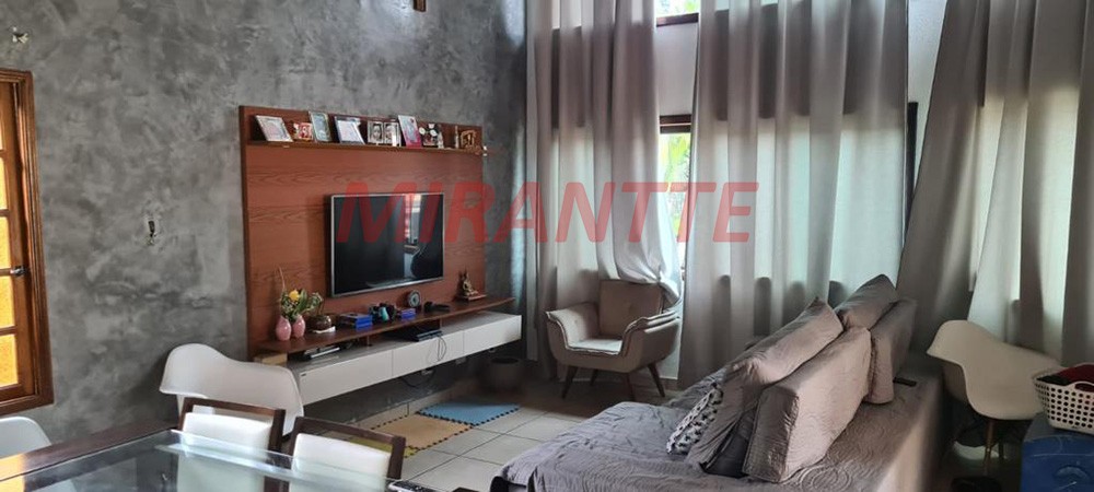 Sobrado de 193m² com 3 quartos em Barreiro – Mairiporã