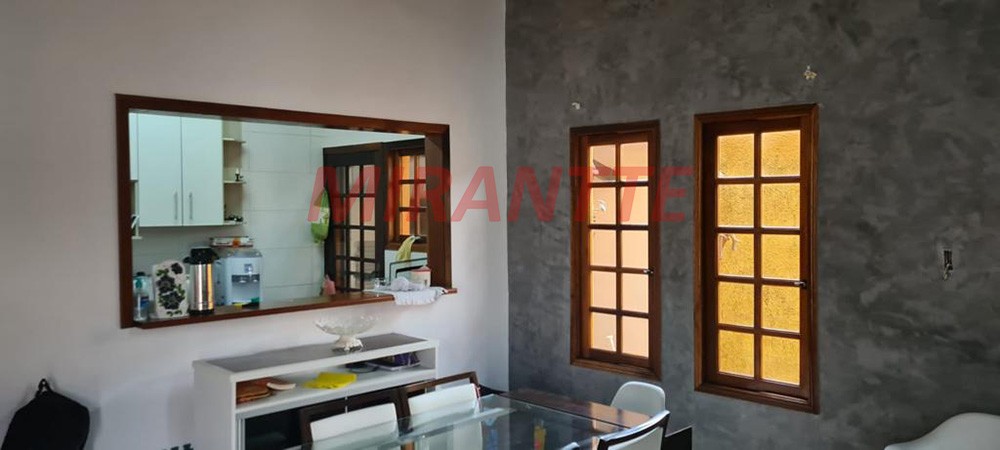 Sobrado de 193m² com 3 quartos em Barreiro – Mairiporã