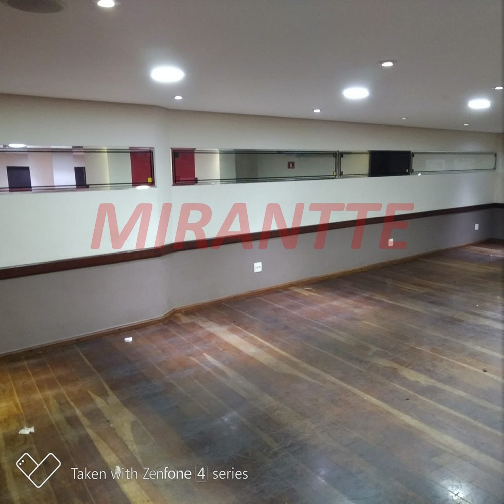 Comercial de 600m² em Centro