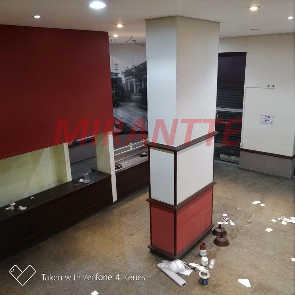 Comercial de 600m² em Centro