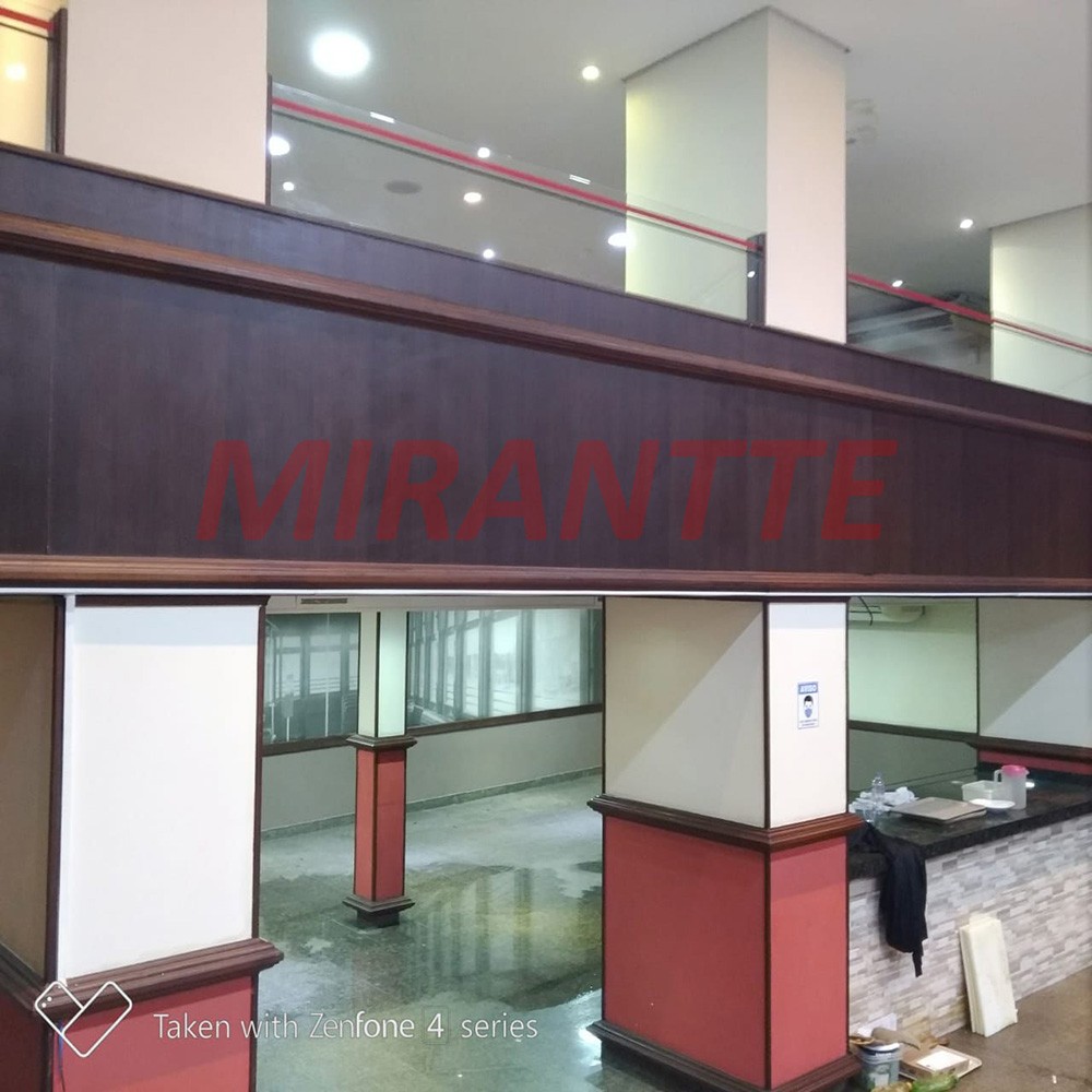 Comercial de 600m² em Centro