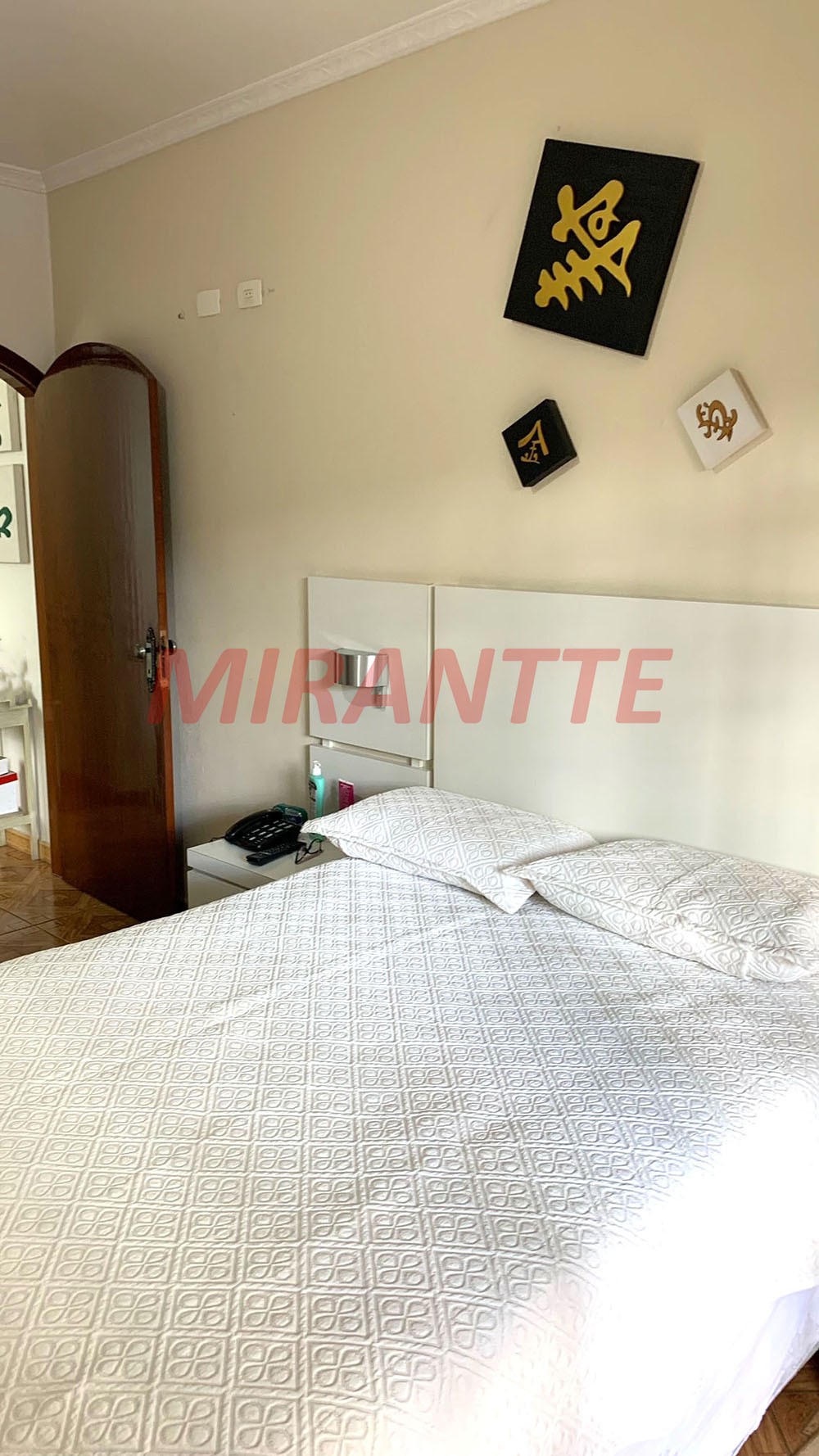 Sobrado de 175m² com 3 quartos em Vila Galvão