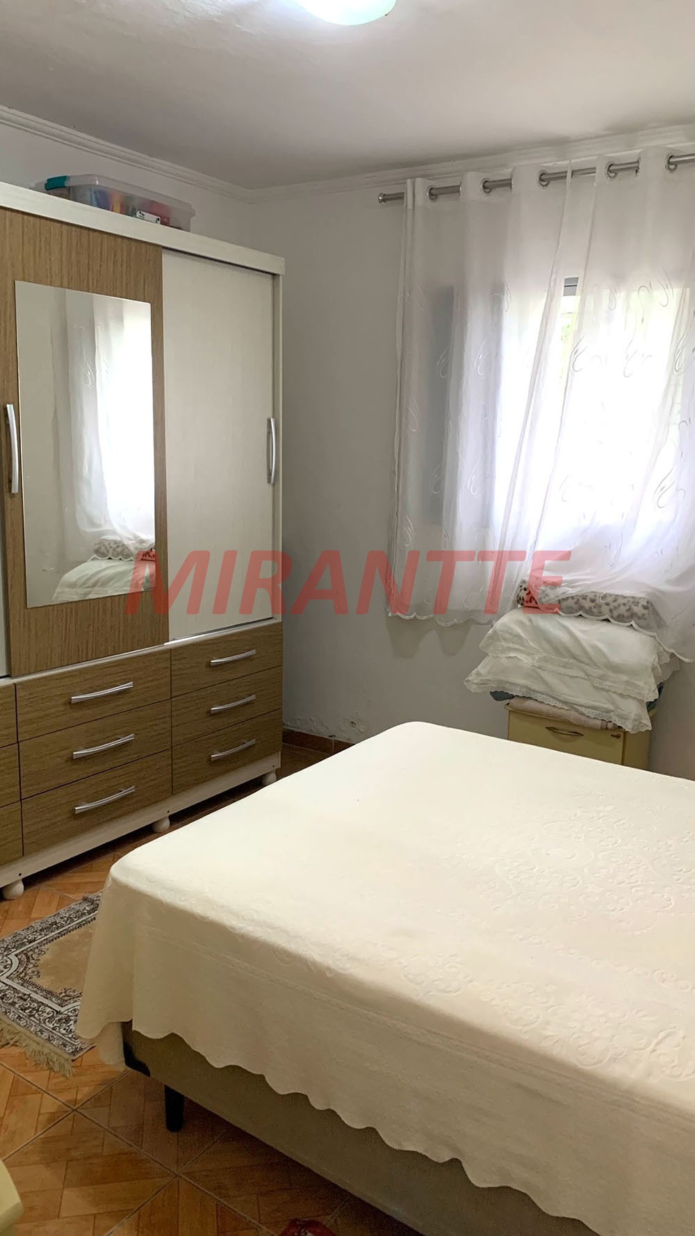 Sobrado de 175m² com 3 quartos em Vila Galvão