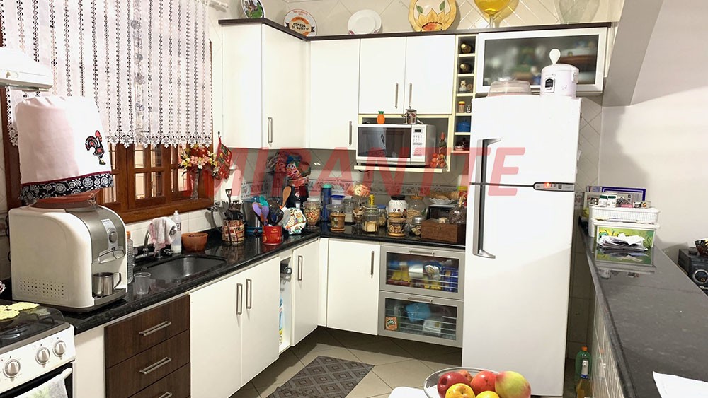 Sobrado de 175m² com 3 quartos em Vila Galvão