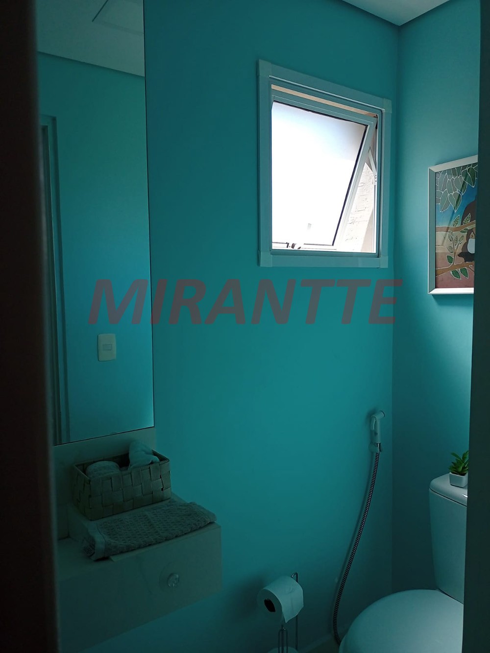 Sobrado de 258m² com 4 quartos em Limão