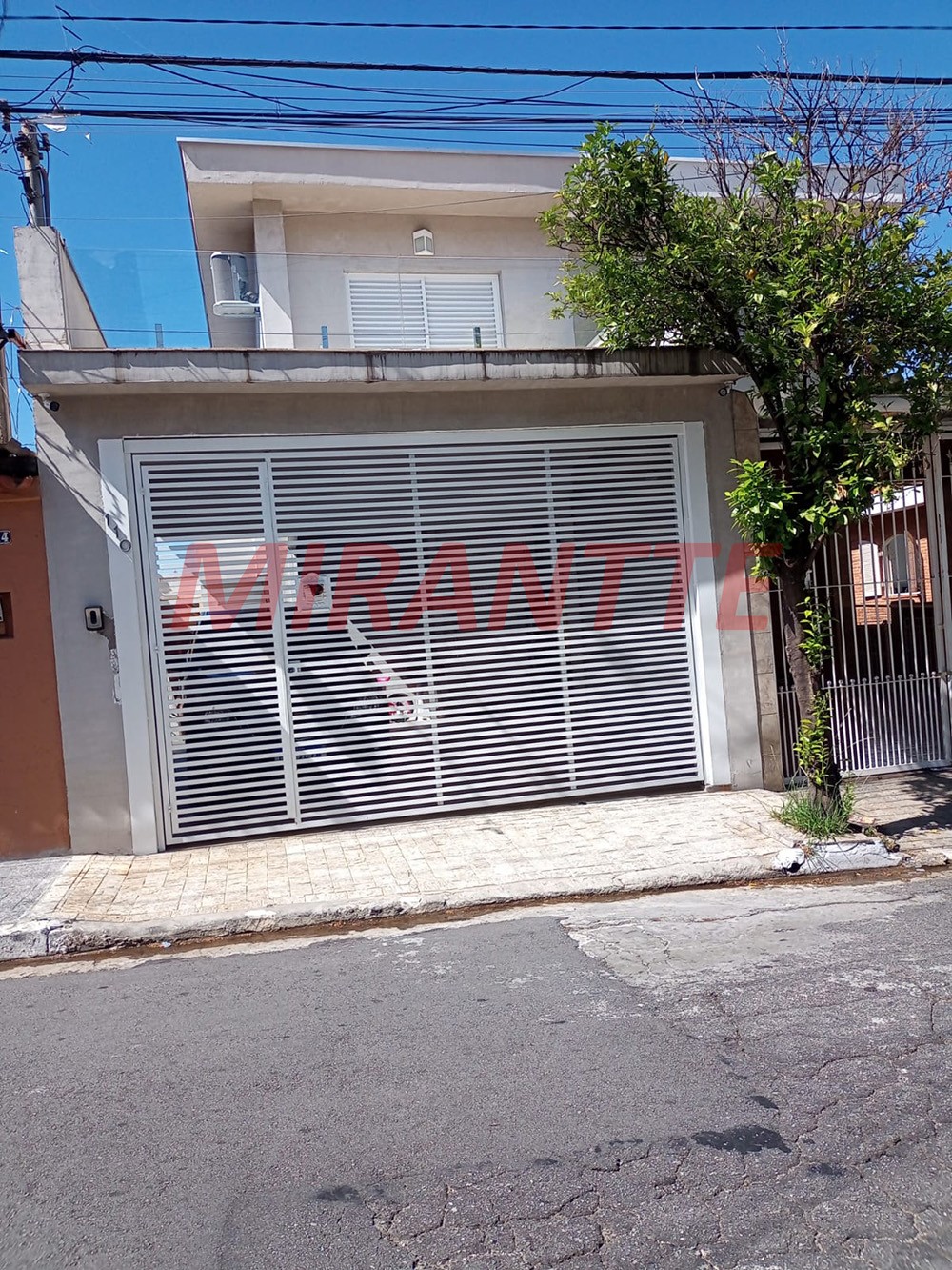 Sobrado de 258m² com 4 quartos em Limão