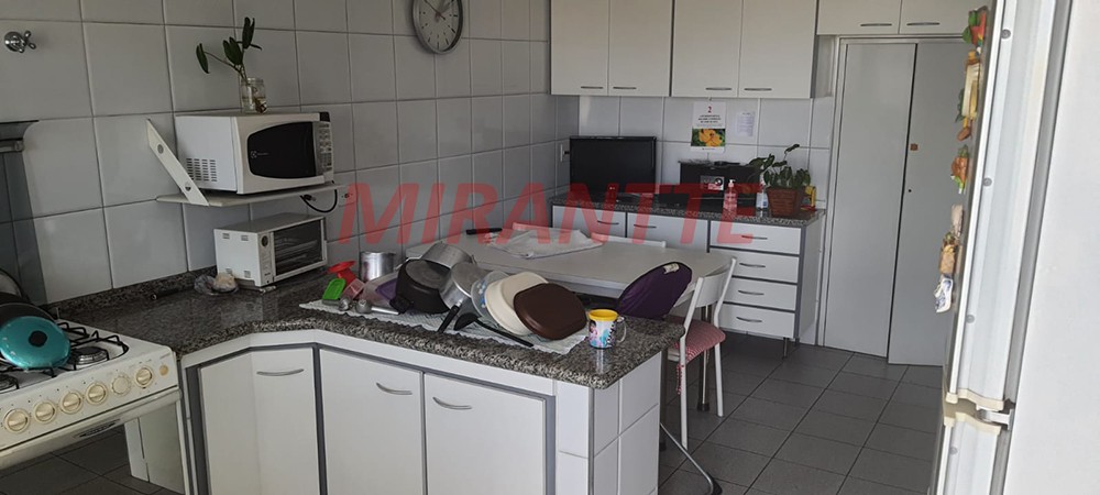 Sobrado de 180m² com 3 quartos em Pedra Branca