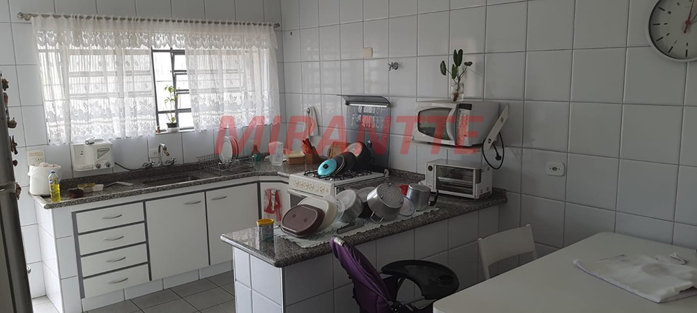 Sobrado de 180m² com 3 quartos em Pedra Branca