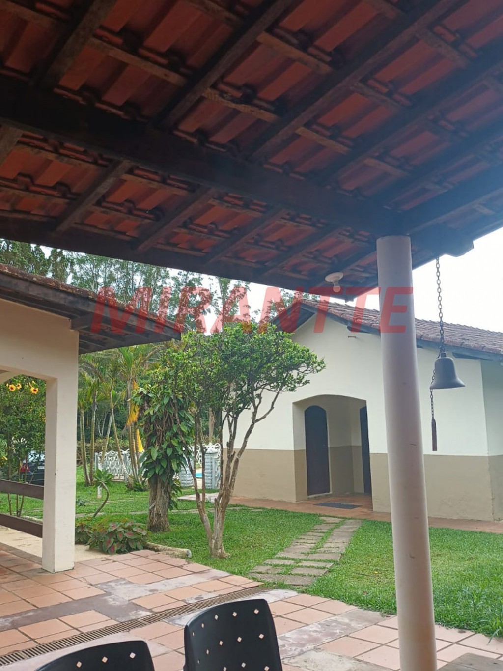 ChÁcara de 2000m² com 8 quartos em Pirucaia