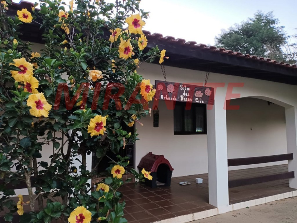 ChÁcara de 2000m² com 8 quartos em Pirucaia