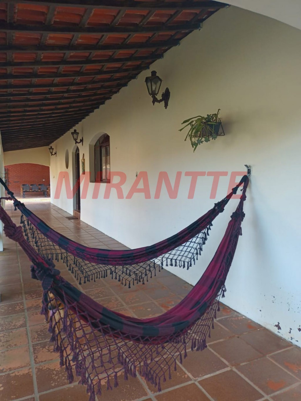 ChÁcara de 2000m² com 8 quartos em Pirucaia