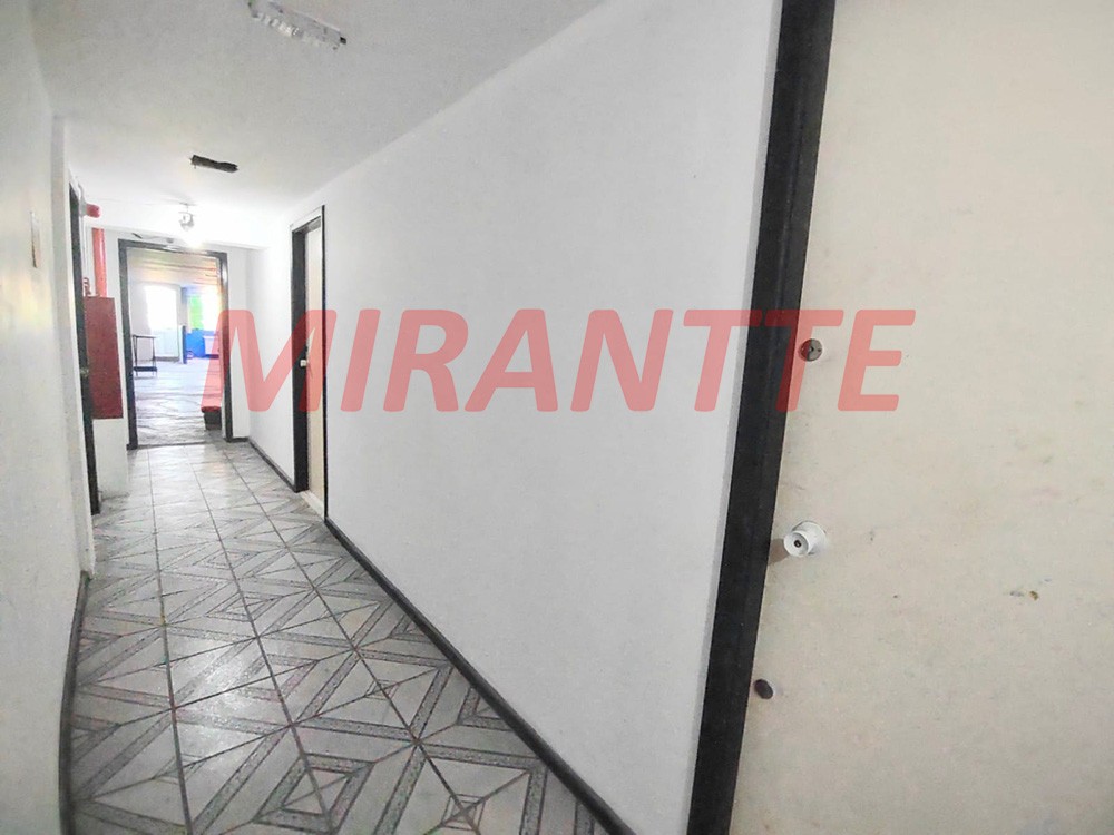 Conjunto comercial em Parada Inglesa