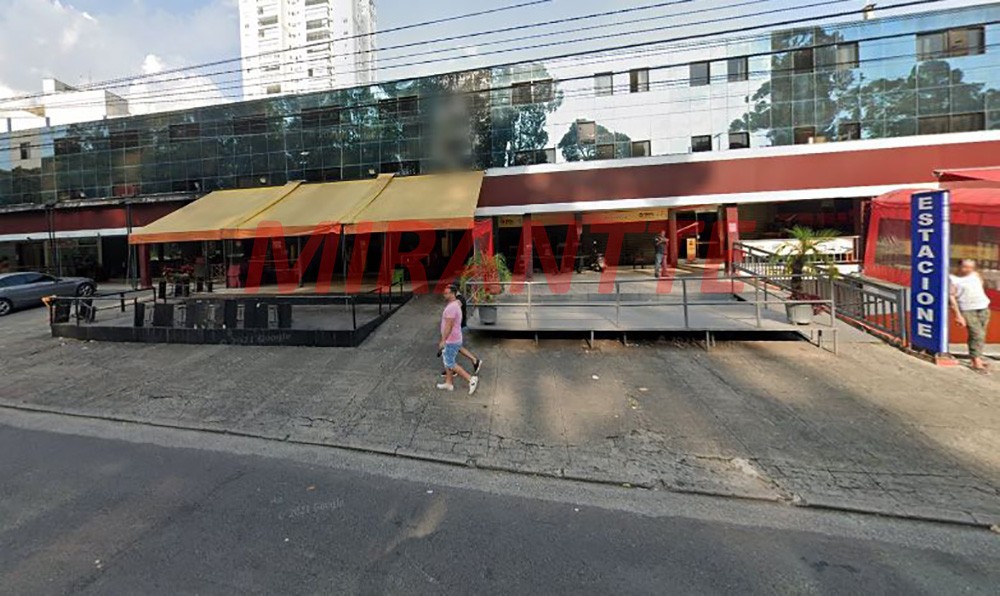 Conjunto comercial em Parada Inglesa