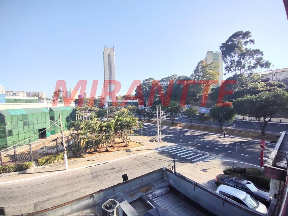 Conjunto comercial em Parada Inglesa