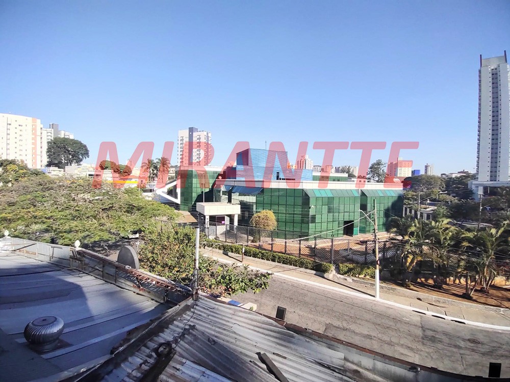 Conjunto comercial em Parada Inglesa