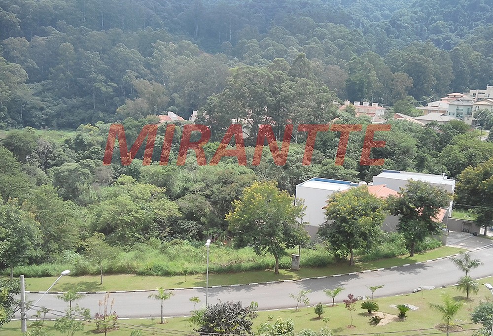 Terreno de 402m² em Jardim Peri