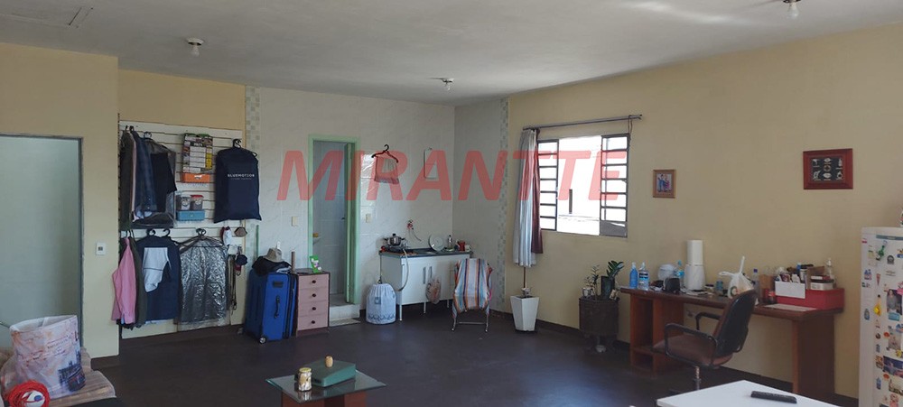 Sobrado de 252m² com 3 quartos em Parque Peruche