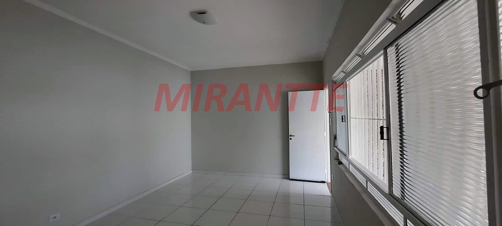 Sobrado de 252m² com 3 quartos em Parque Peruche