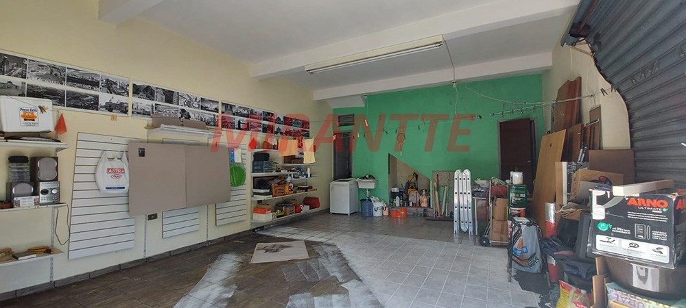 Sobrado de 252m² com 3 quartos em Parque Peruche
