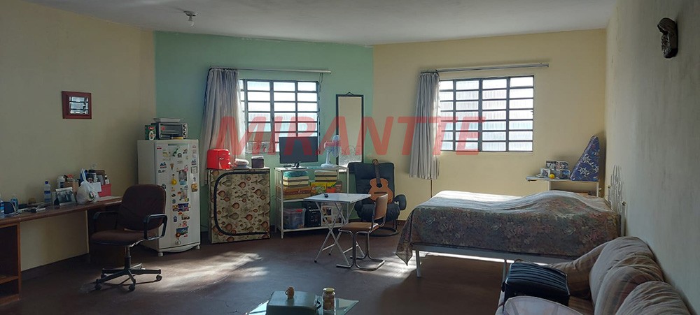 Sobrado de 252m² com 3 quartos em Parque Peruche