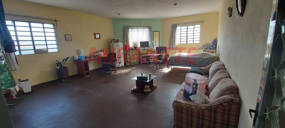 Sobrado de 252m² com 3 quartos em Parque Peruche