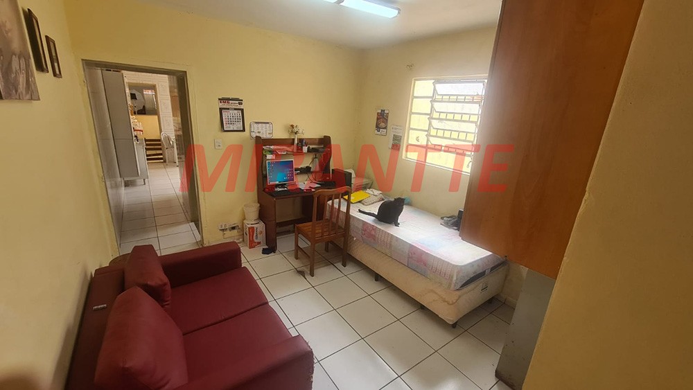 Casa terrea de 160m² com 4 quartos em Parque Edu Chaves
