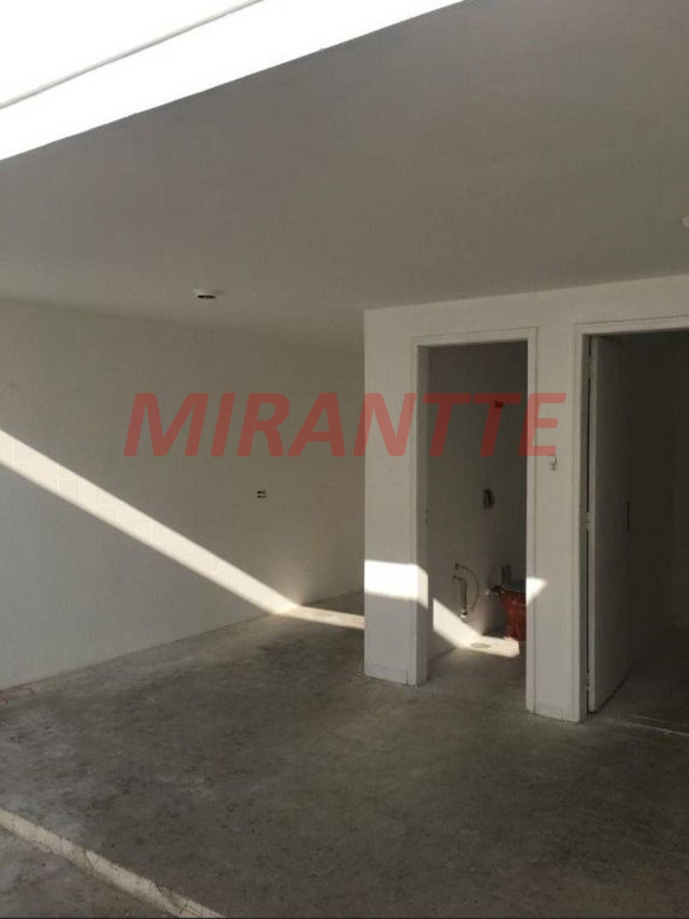 Sobrado de 224m² com 3 quartos em Saúde