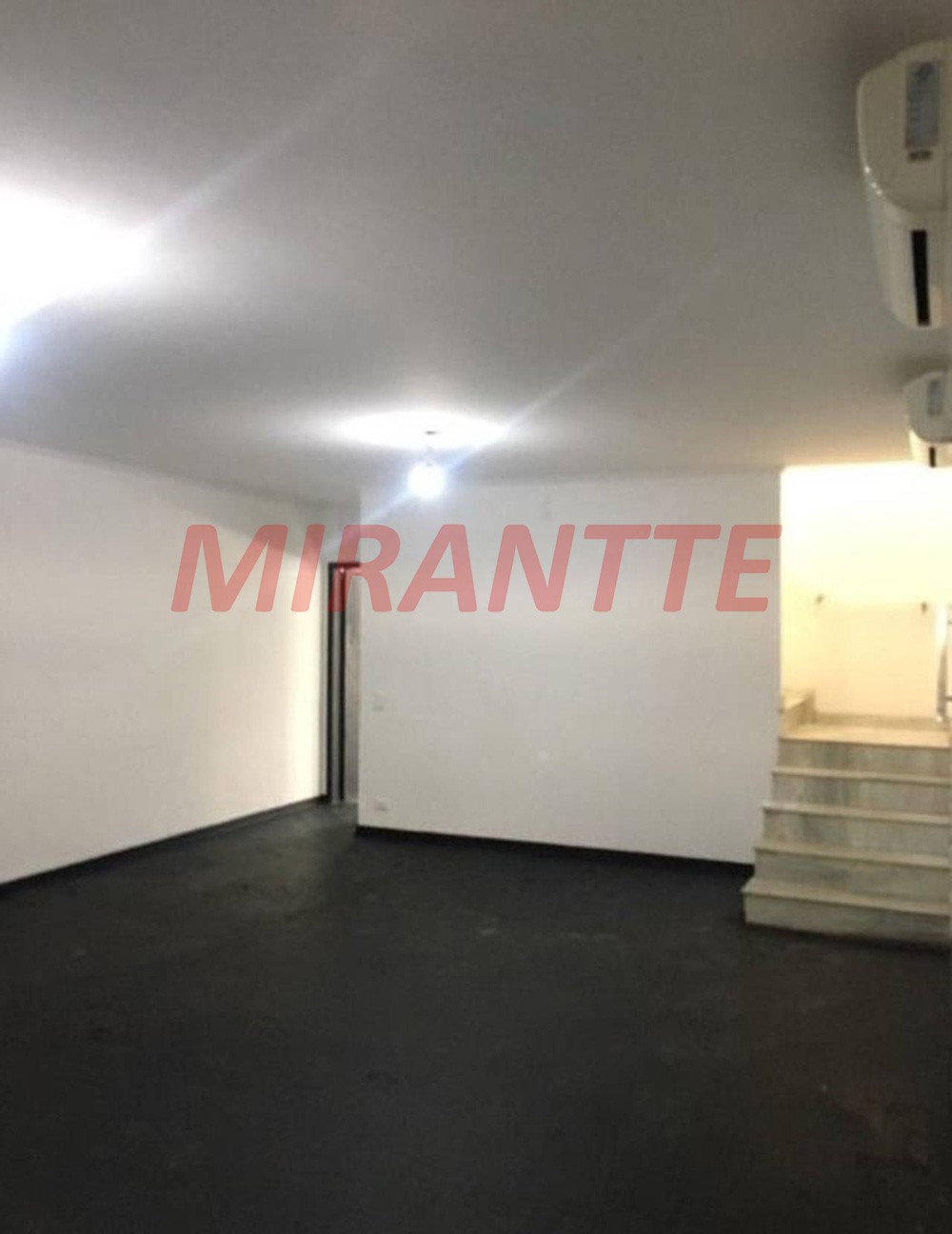 Sobrado de 224m² com 3 quartos em Saúde