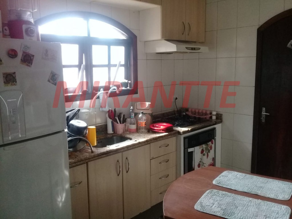 Sobrado de 190m² com 3 quartos em Parada Inglesa