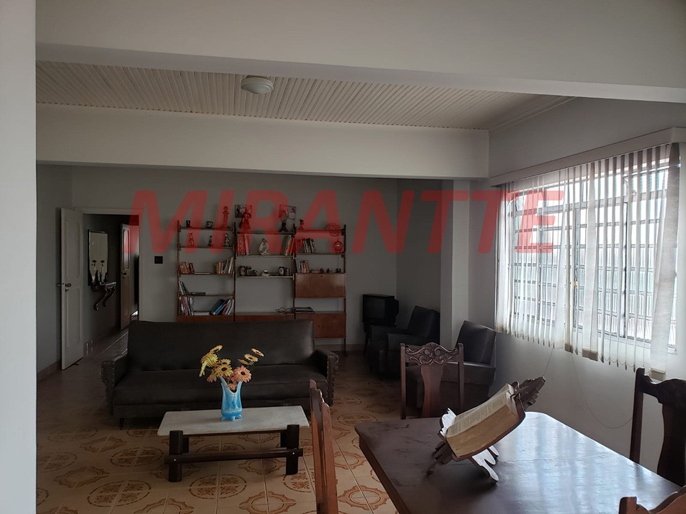 Sobrado de 485m² com 8 quartos em Imirim