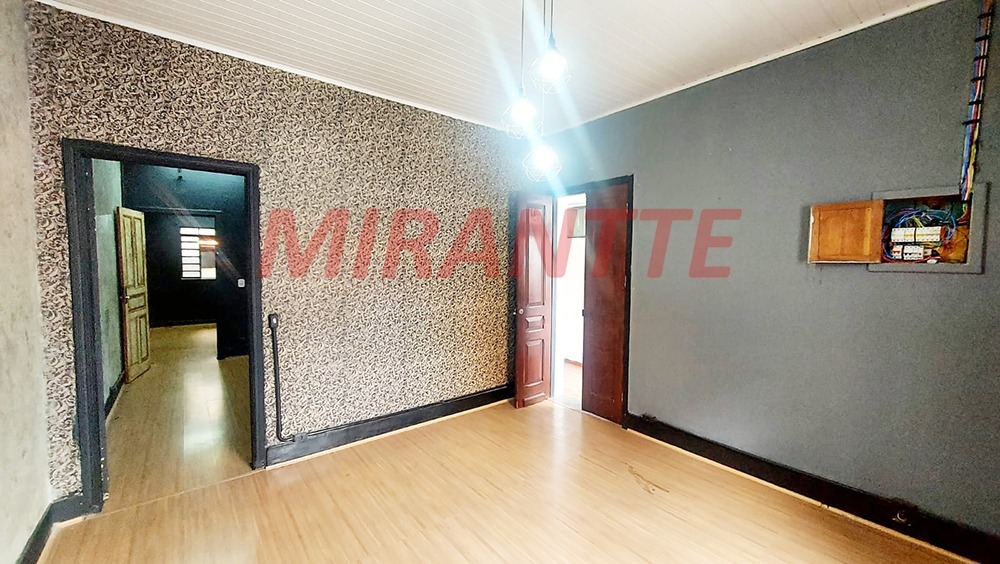 Comercial de 120m² em Santana