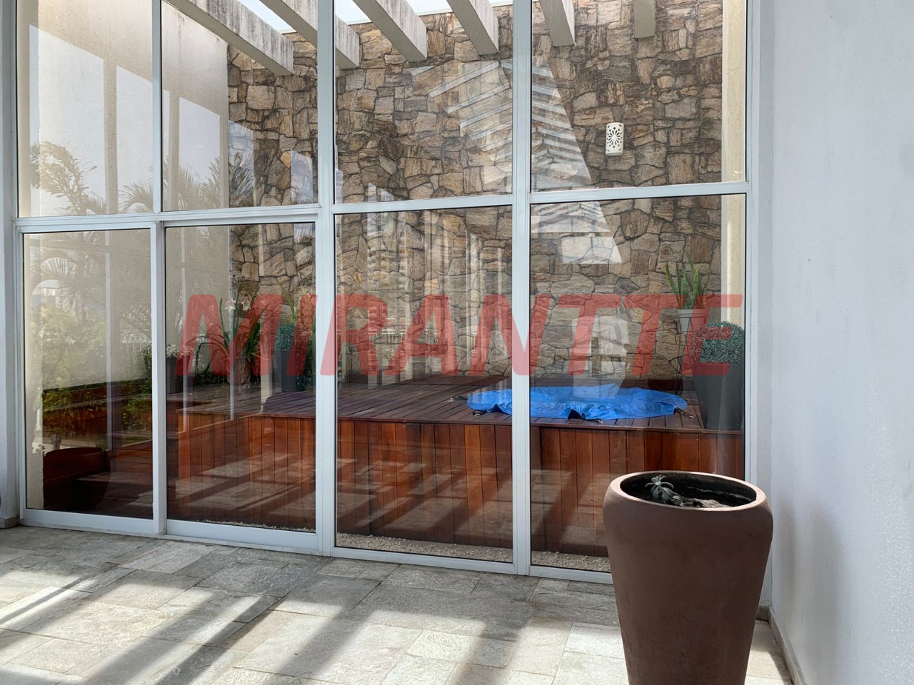Apartamento de 160m² com 4 quartos em Santana
