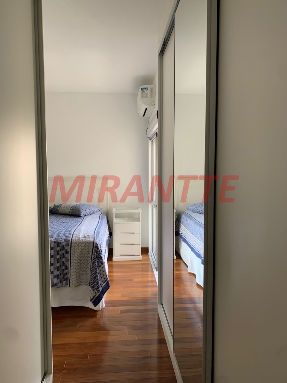 Apartamento de 160m² com 4 quartos em Santana
