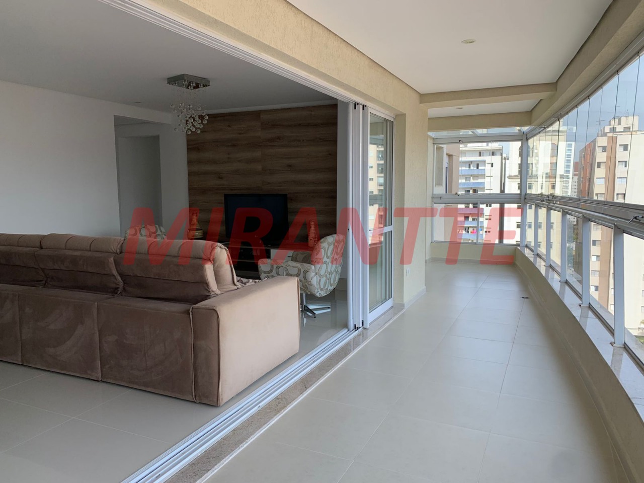 Apartamento de 160m² com 4 quartos em Santana