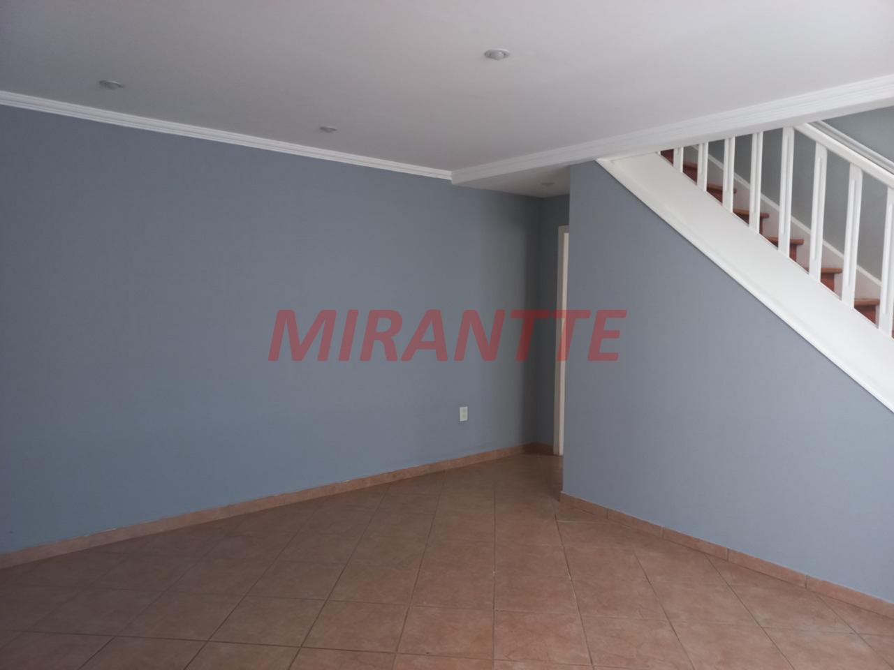 Sobrado de 180m² com 2 quartos em Santana