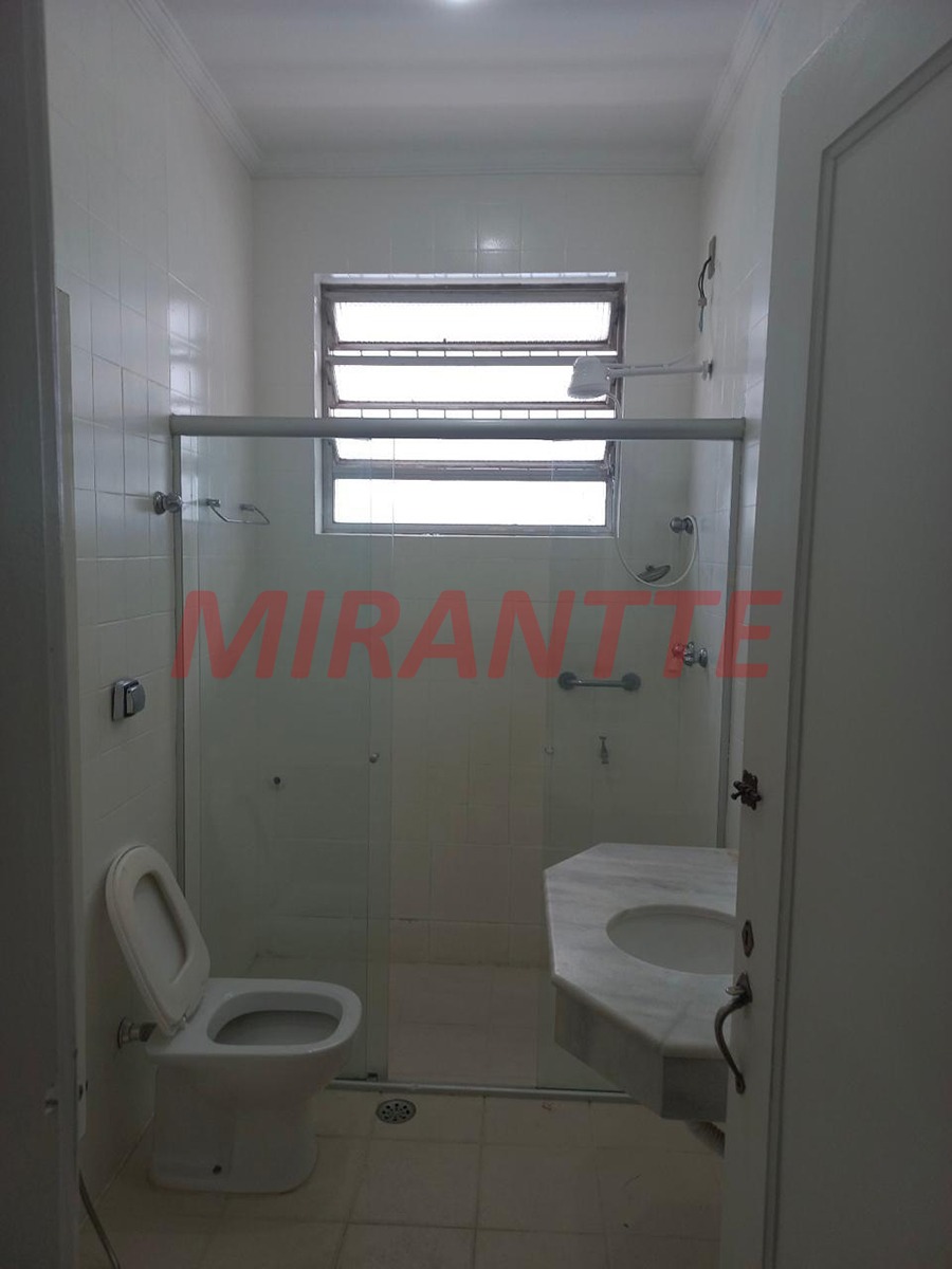 Sobrado de 180m² com 2 quartos em Santana