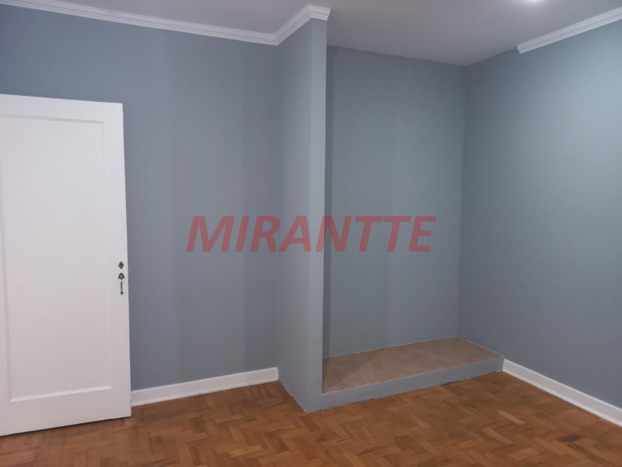 Sobrado de 180m² com 2 quartos em Santana