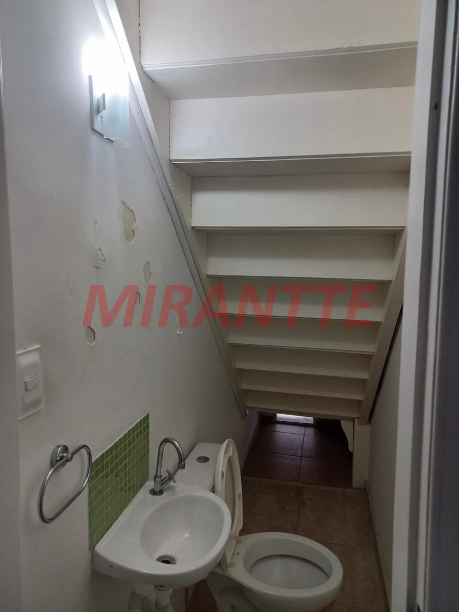 Sobrado de 180m² com 2 quartos em Santana