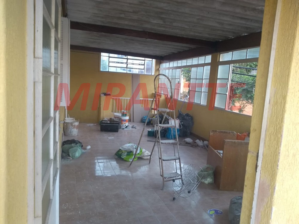 Sobrado com 2 quartos em Imirim