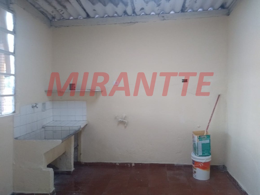 Sobrado com 2 quartos em Imirim