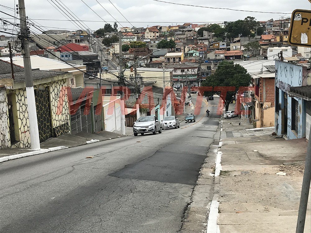 Comercial de 345m² em Aricanduva