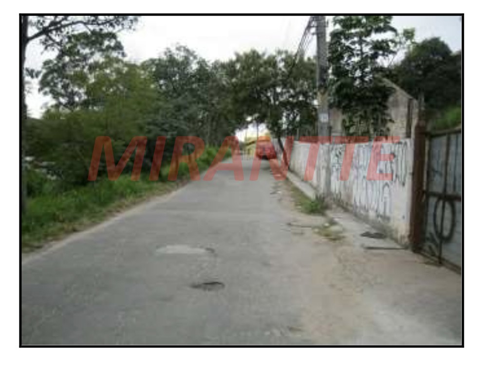 Terreno de 1527m² em Tremembe